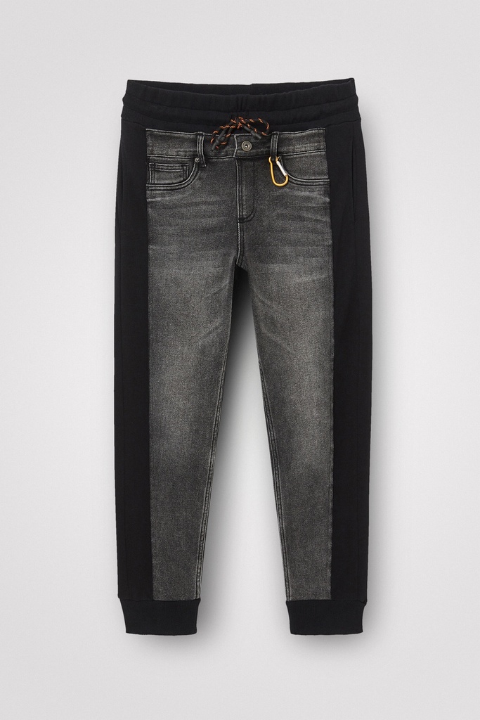 Pantalón jogger vaquero híbrido