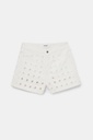 Pantalón short troquelado