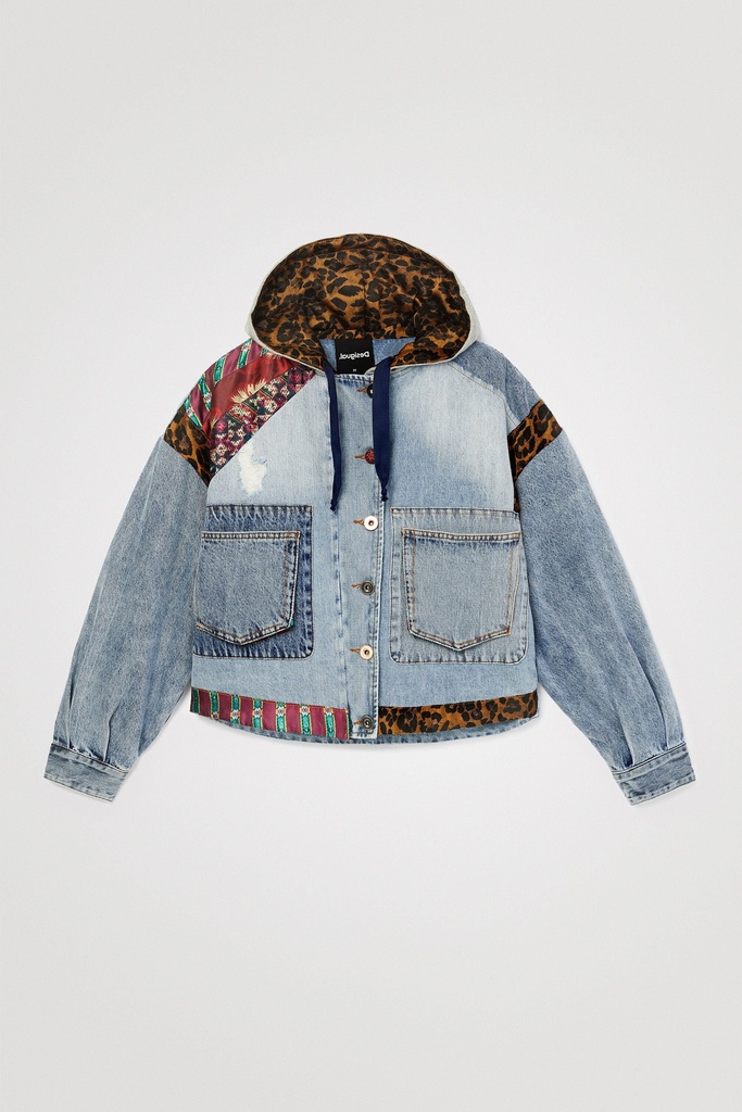 Chaqueta oversize vaquera capucha